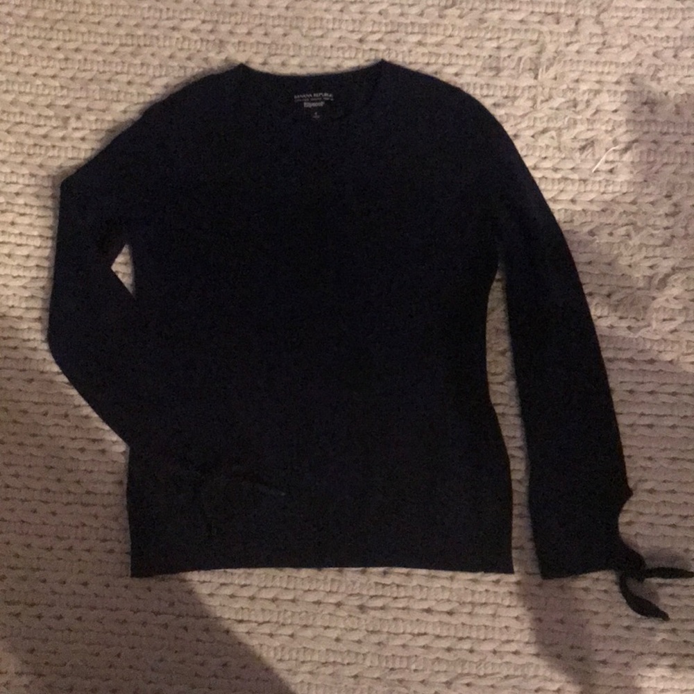 Navy Banana Republic sweater